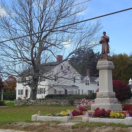 Stephen Clay Homestead Bed And Breakfast Кандия Экстерьер фото