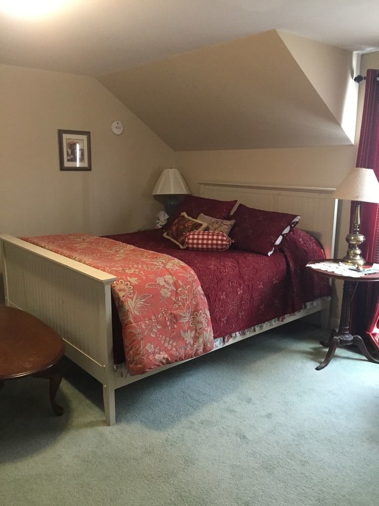 Stephen Clay Homestead Bed And Breakfast Кандия Экстерьер фото